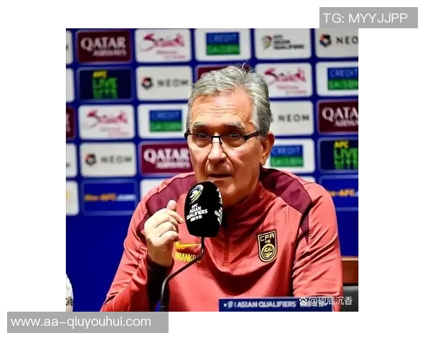 伊万谈教练压力：舆论与球迷是职业挑战，无法承受者不适合执教