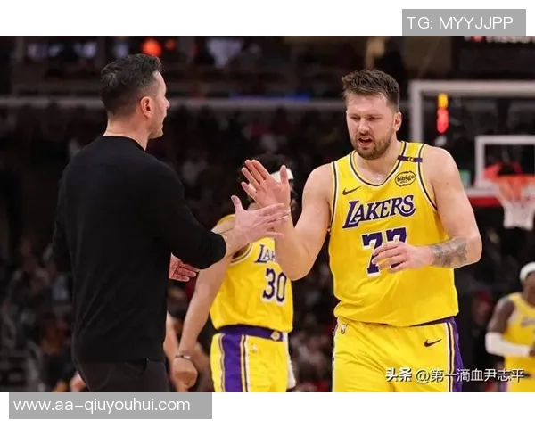 东契奇分析第四节胜利关键：防守连贯与进攻得分双管齐下