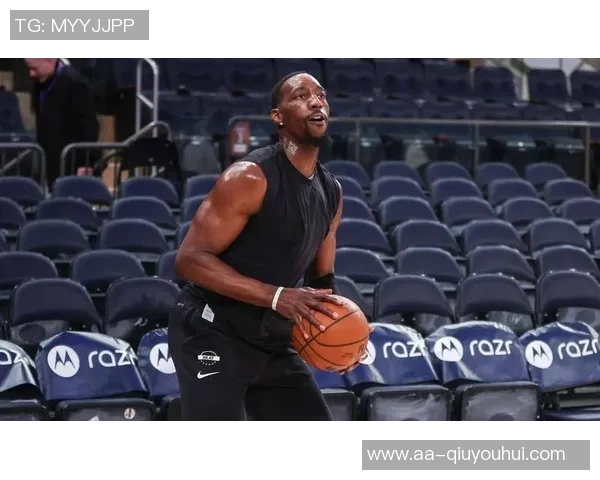 阿德巴约状态低迷脚伤离场半场仅得2分1篮板表现令人担忧