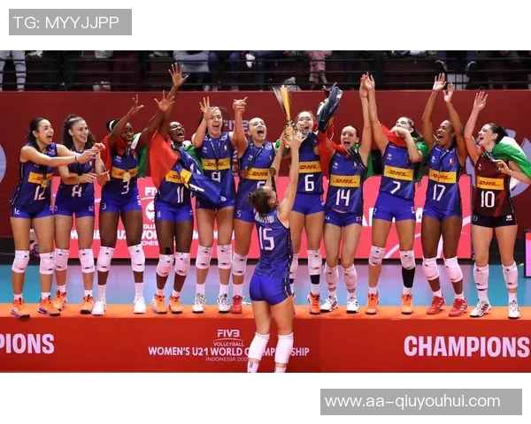 意大利体育部长强调球员辱骂对手母亲行为必须严惩绝不姑息 意大利体育部长强调球员辱骂对手母亲行为必须严惩绝不姑息